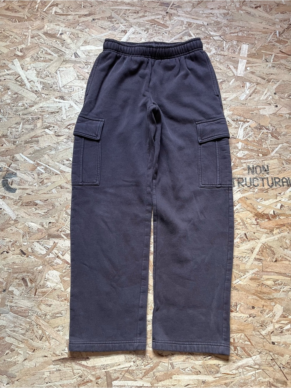 Tuff Athletics Cargo Sweatpants in Brown